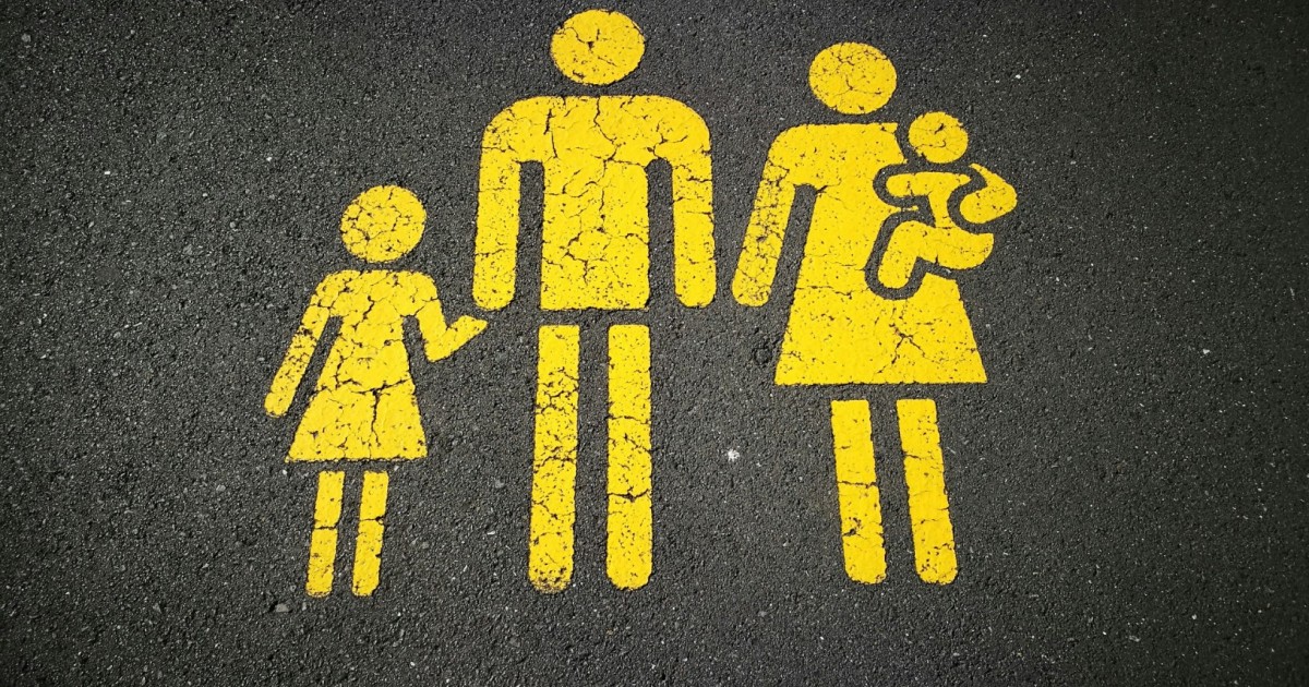 La suppression des allocations familiales ou la nouvelle double peine | terra nova